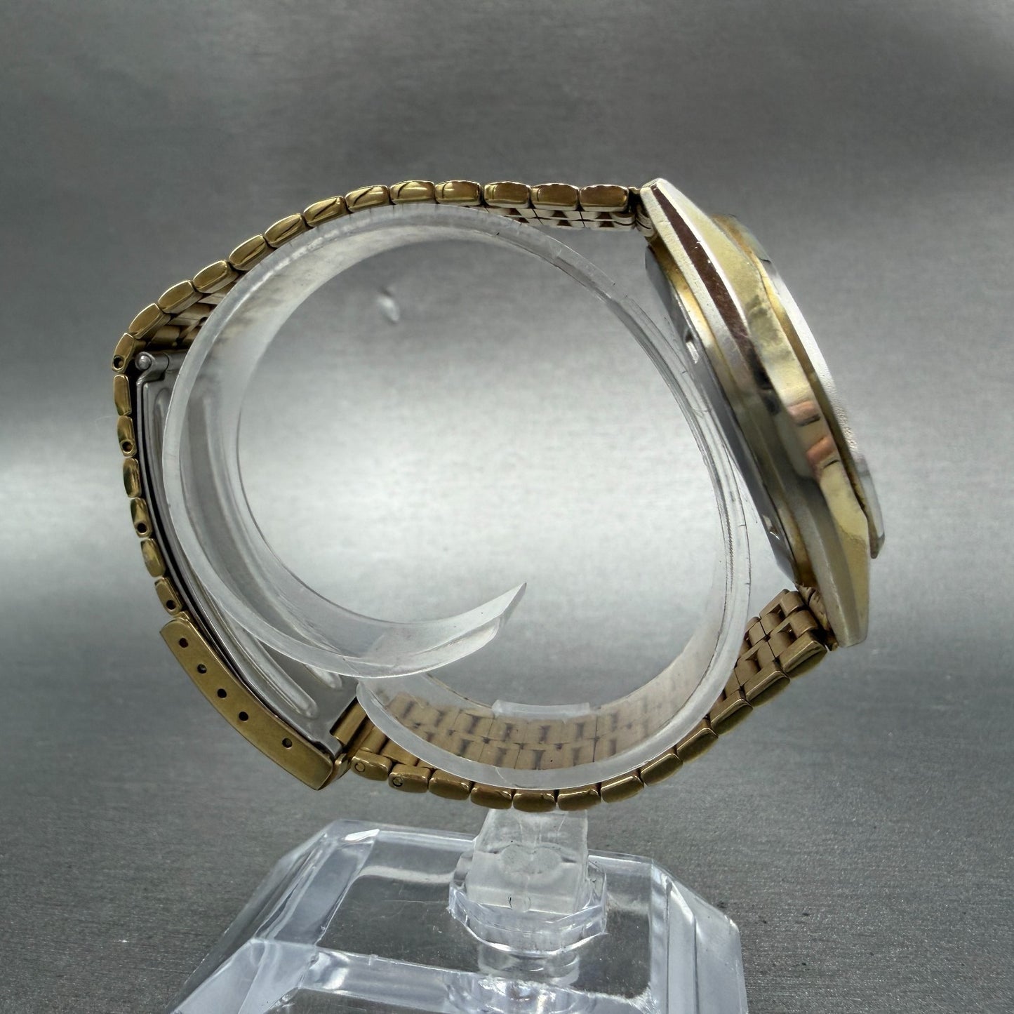 Citizen CQ Watch Men 36mm Champagne Dial Gold Tone Daydate 4-212088 PARTS VTG9