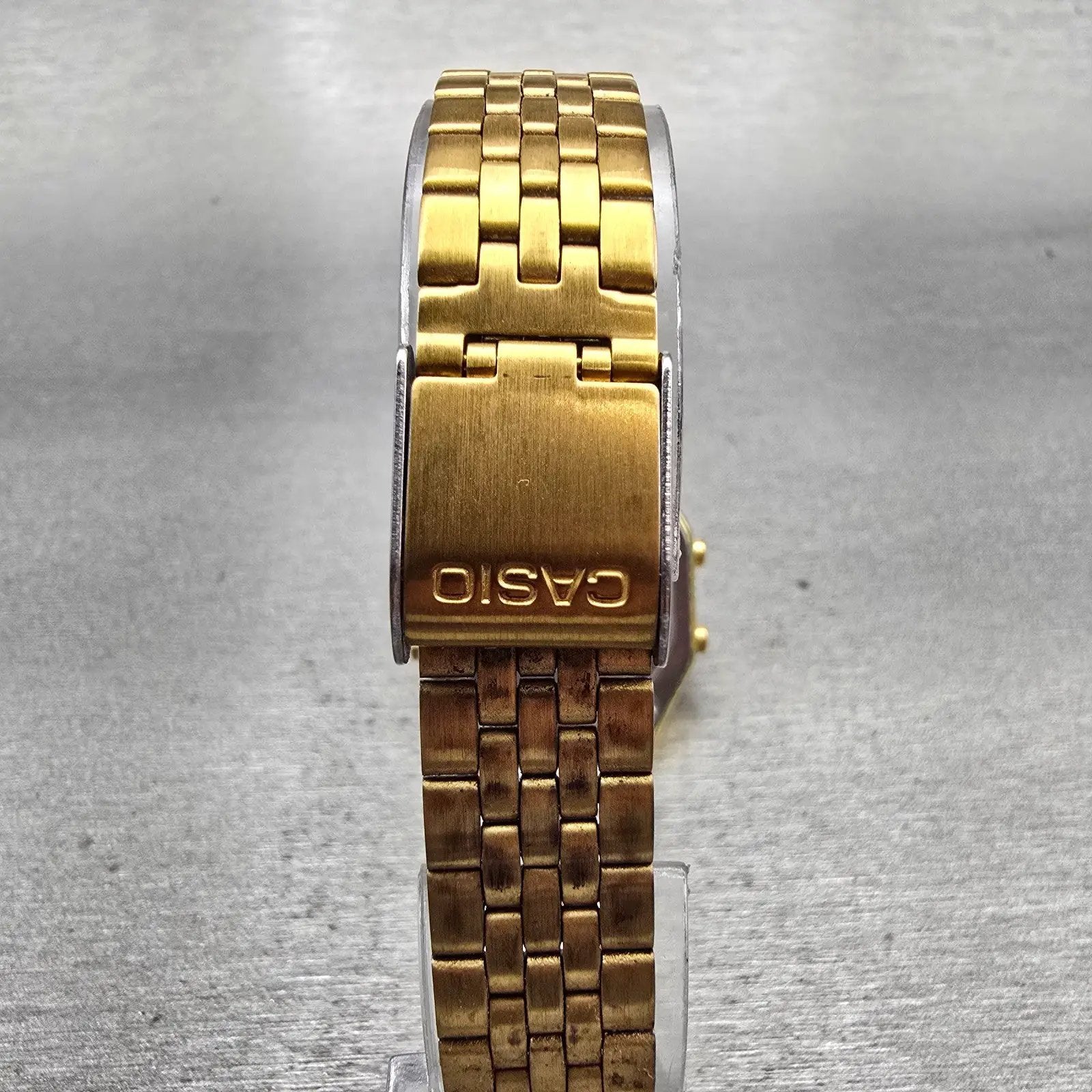 Casio Illuminator LA680W Watch Men 28mm Gold Dial Gold Tone Chrono Alarm New Bat7