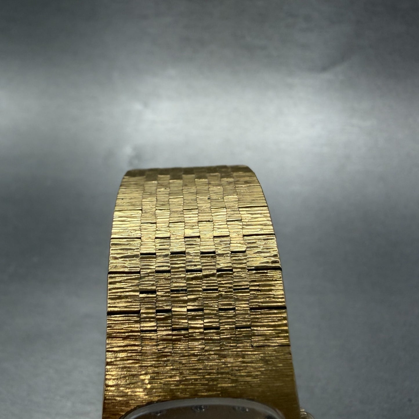 Wittnauer Watch Women 24mm Gold Dial Gold Tone Oval Diamond Markers New Battery4