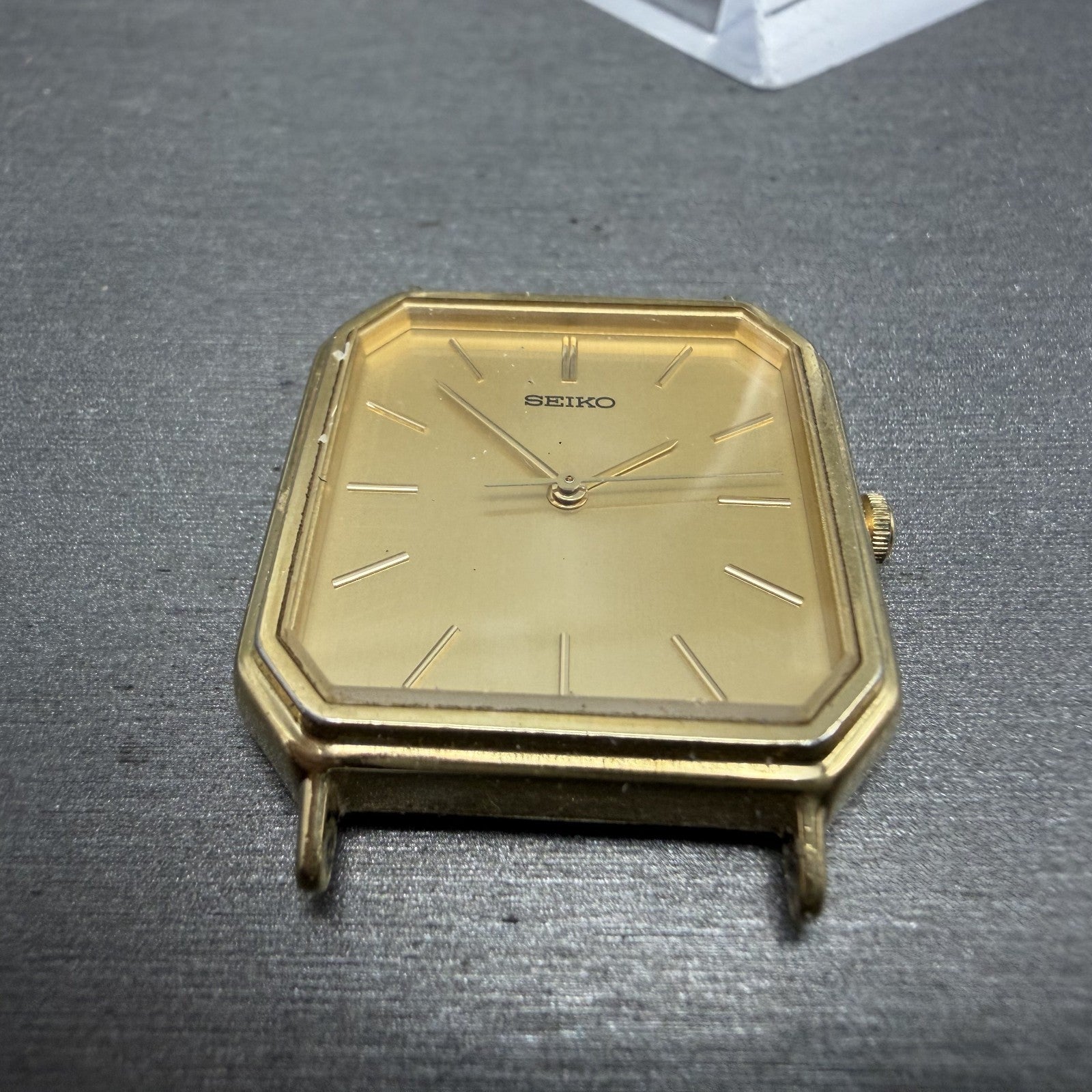 Seiko Watch Men 28mm Champagne Dial Gold Tone Octagon 5P31-5C50 New Battery2