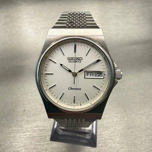 Seiko Chronos Watch Men 34mm Silver Dial Silver Tone Daydate 8123-7090New Batt0