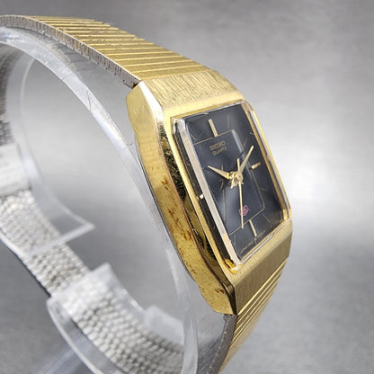 Seiko Tank Watch Women 18mm Black Dial Gold Tone Rectangle 2B215020 New Battery3