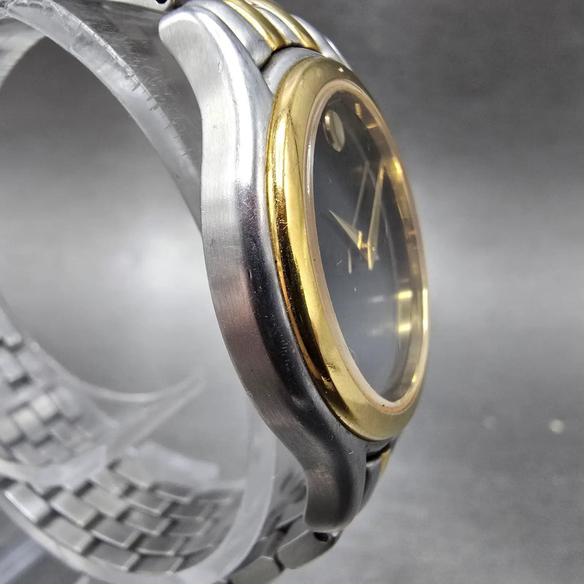 Movado Museum Watch Women 28mm Black Dial Two Tone Round 81-D1-823 New Battery3
