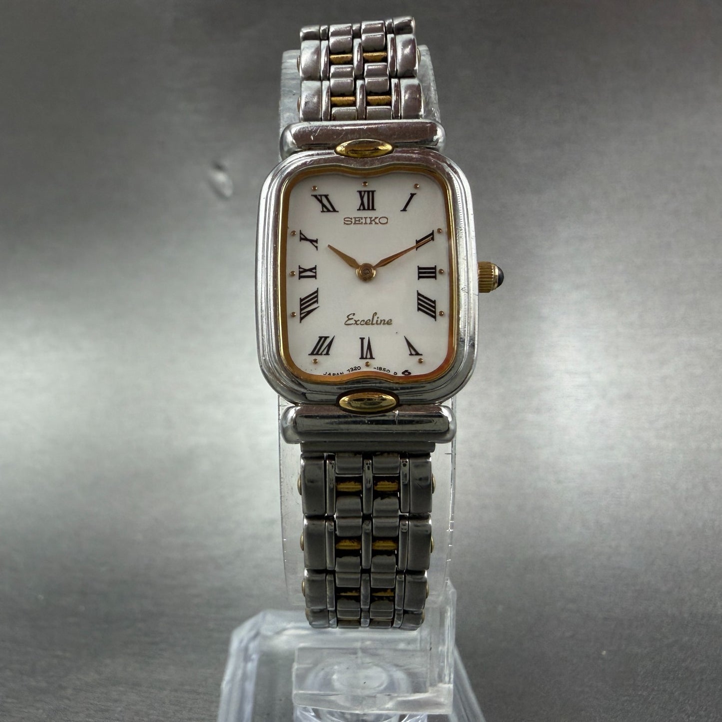 Seiko Exceline Tank Watch Women 18mm White Dial Two Tone 7320-6520 New Battery5
