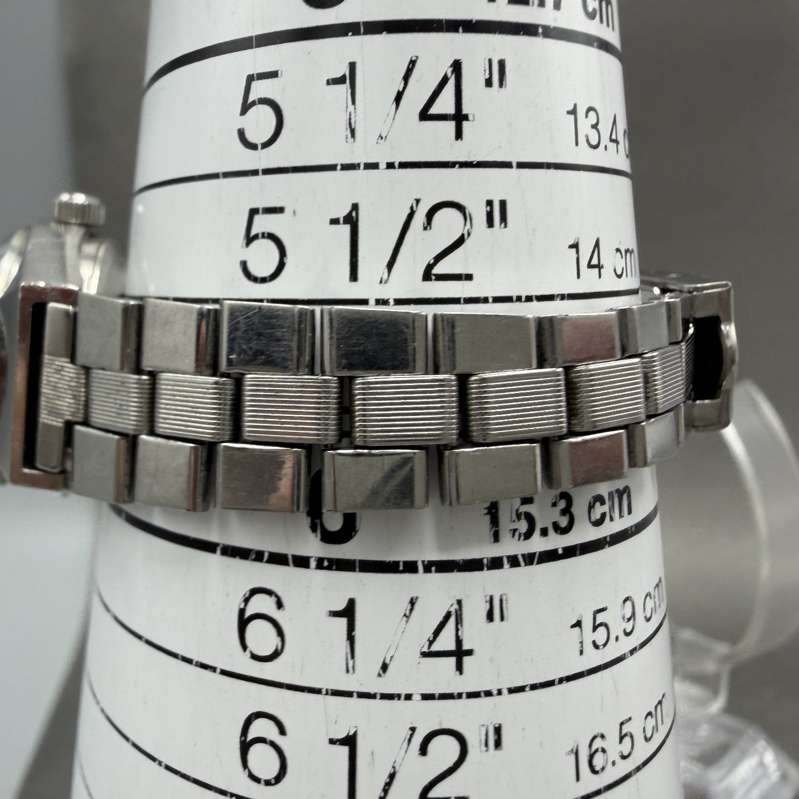 Seiko Automatic Watch Women 24mm Red Dial Silver Tone Date 2205-0679 Runs ABC10