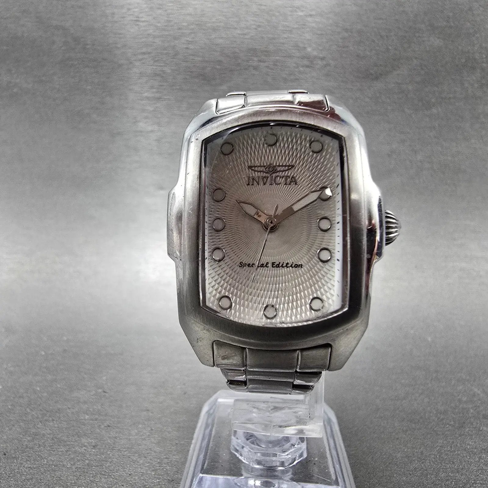 Invicta Lupah Watch Women 29mm Silver Dial Silver Tone Rectangle 15842 New Batt7
