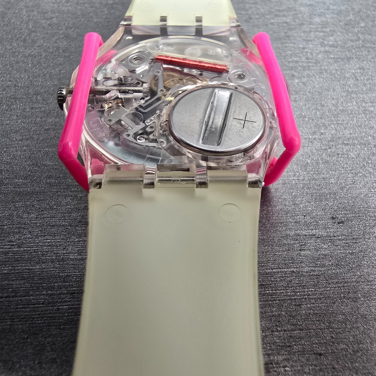 Swatch Snowcovered Watch Men 34mm White Dial Clear Case Daydate GK733 New Batt13