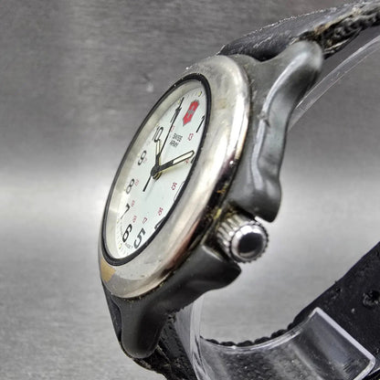 Victorinox Swiss Army Watch Men 39mm White Dial Black Tone Date Round PARTS VTG3