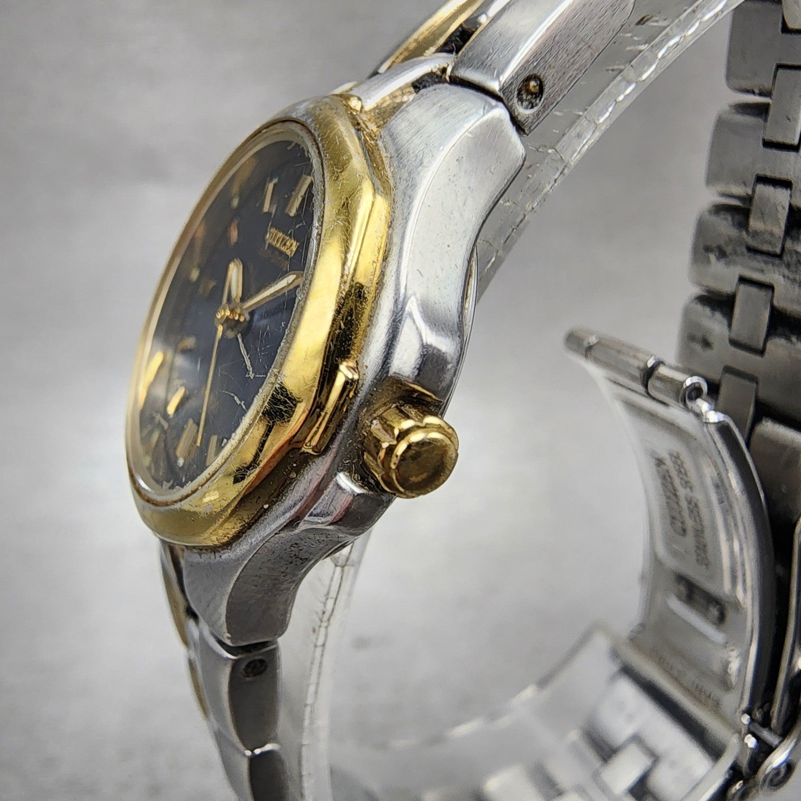 Citizen EcoDrive Watch Women 24mm Blue Dial Two Tone Date E011K15711 Runs2