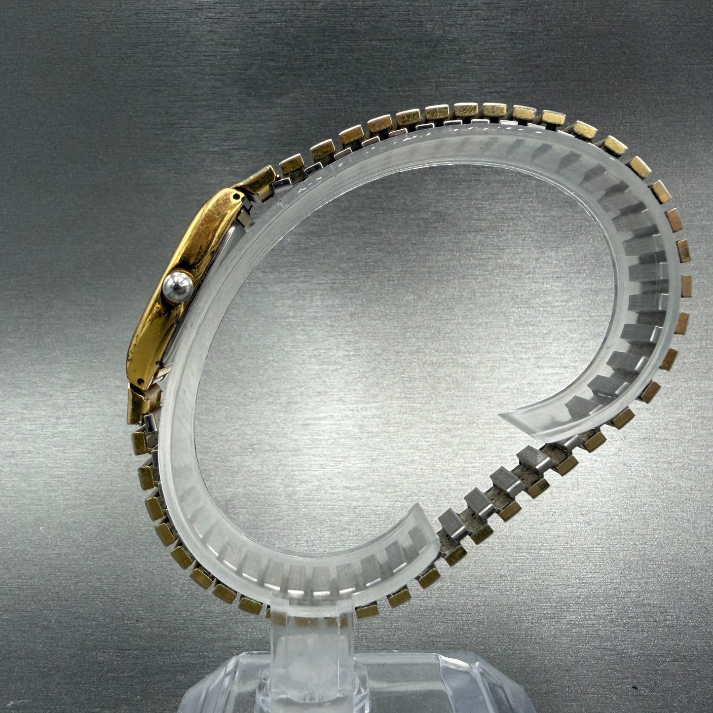 Seiko Tank Watch Women 16mm luminous Dial Gold Tone VTG 1N01-5B79 New Battery6