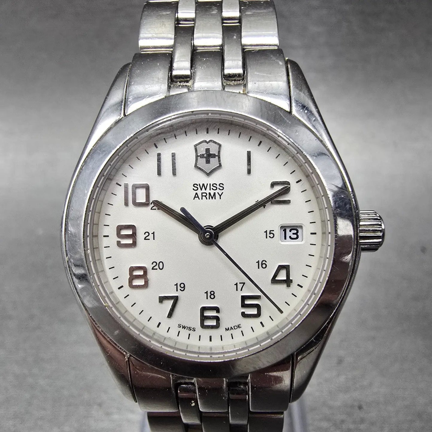 Victorinox Swiss Army Alliance Watch Women 28mm Silver Dial Steel Date New Batt0