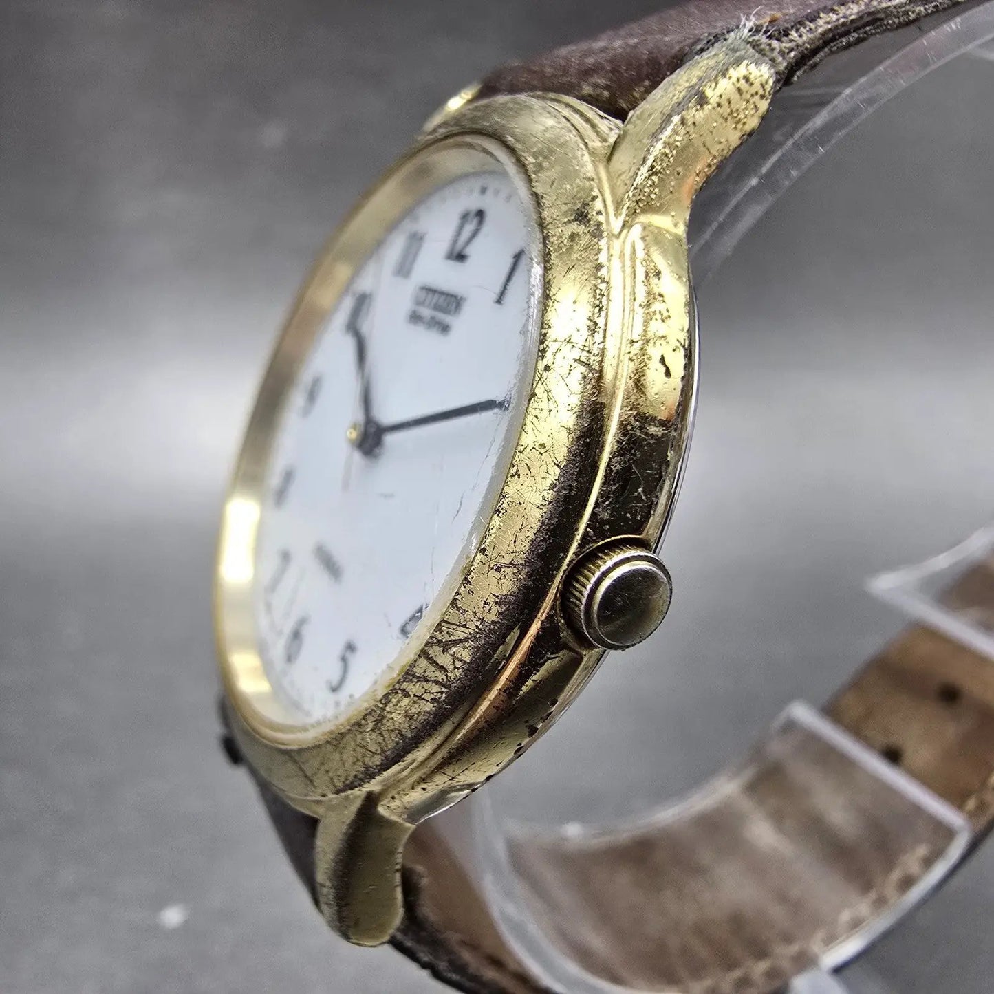 Citizen Eco-Drive Forma Watch Men 34mm White Dial Gold Tone E030-K17373 Runs2