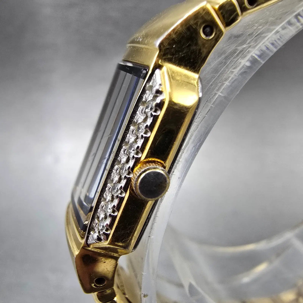 Seiko Tank Watch Women 15mm Black Dial Gold Diamond Bezel Rectangle  New Battery3