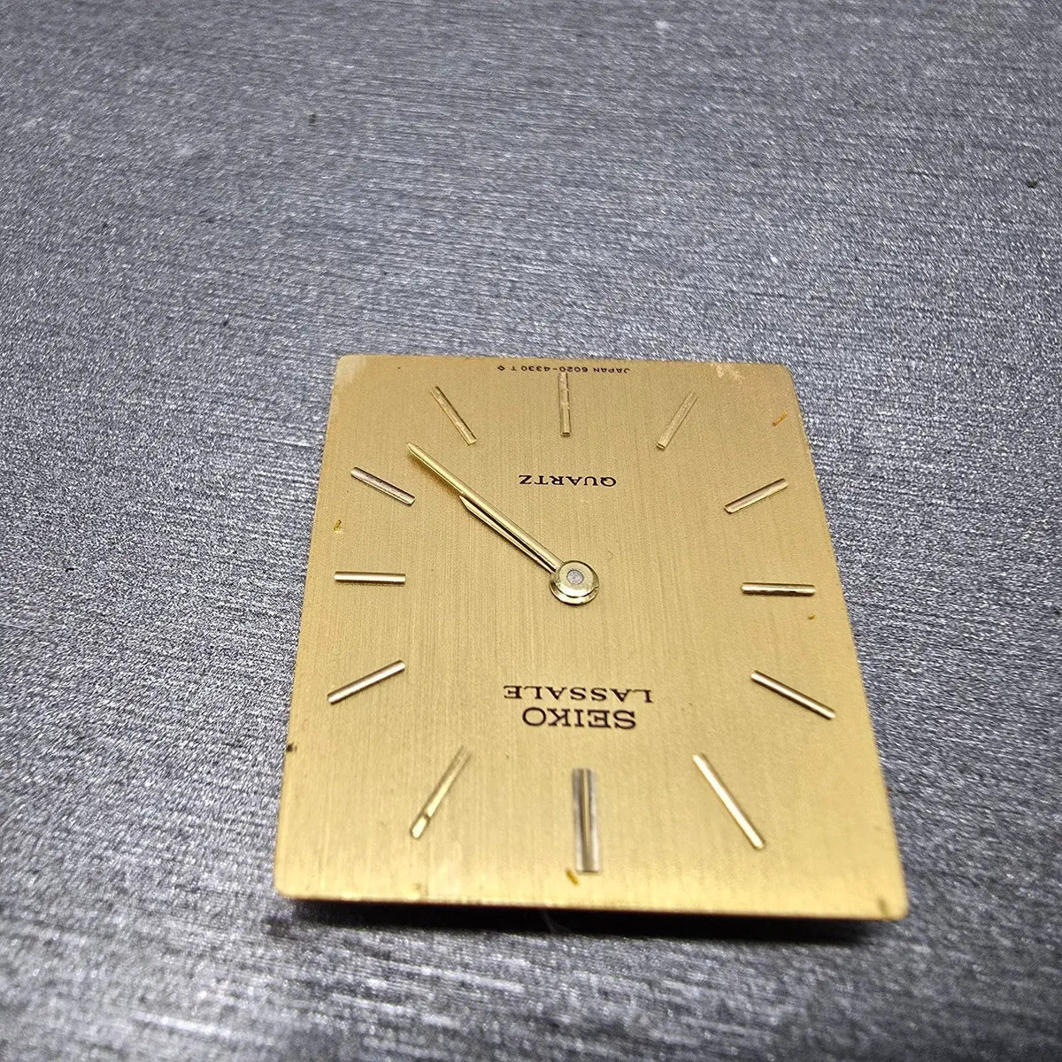 Seiko 6020A Quartz Movement 8 Jewels 2 Hand Vintage Runs4