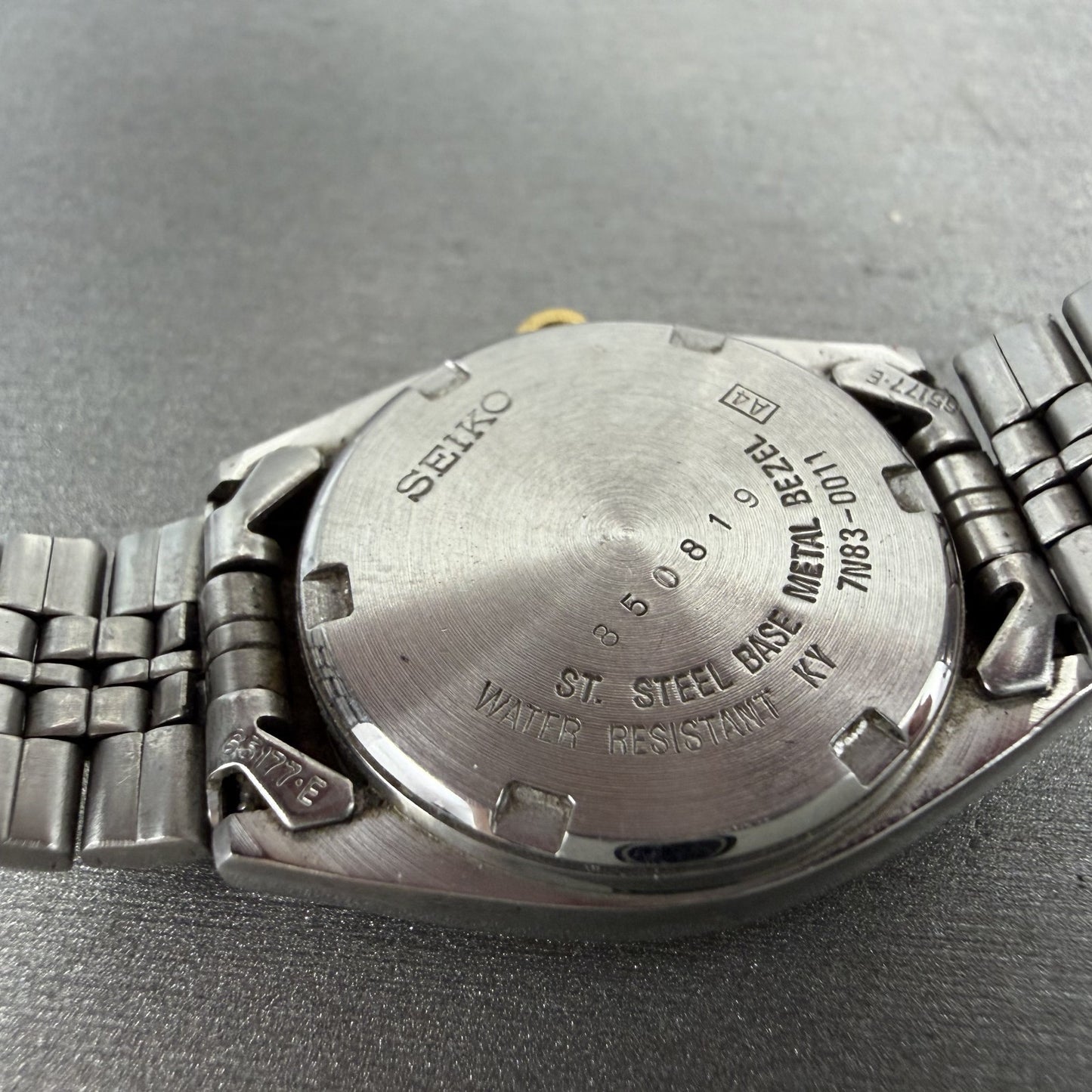 Seiko Watch Women 23mm White Dial Two Tone Daydate 7n83-0011 New Battery 321CBA9