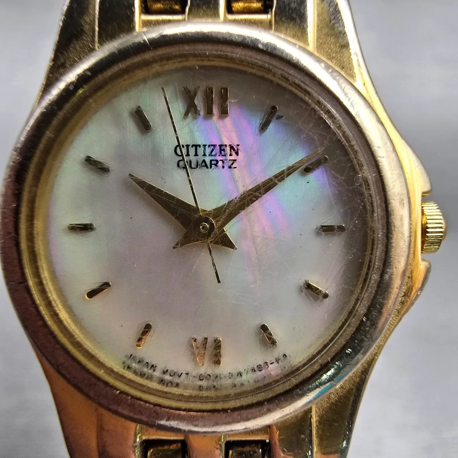 Citizen Watch Women 24mm MOP Dial Gold Tone Round 8031-S52543 New Battery VTG1