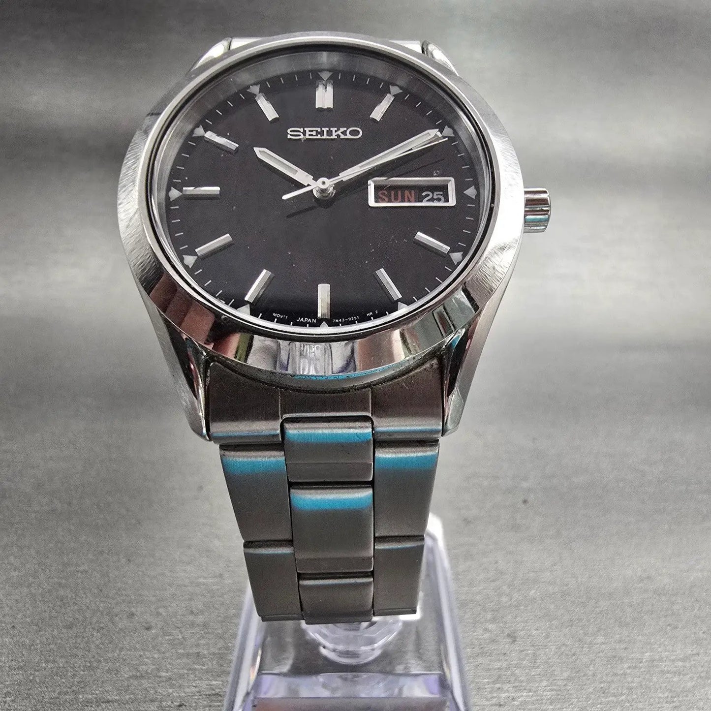 Seiko Watch Men 37mm Black Dial Silver Tone Daydate Round 7N43-9070 New Battery5