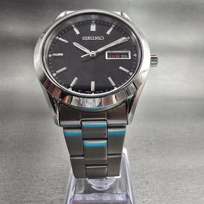Seiko Watch Men 37mm Black Dial Silver Tone Daydate Round 7N43-9070 New Battery5