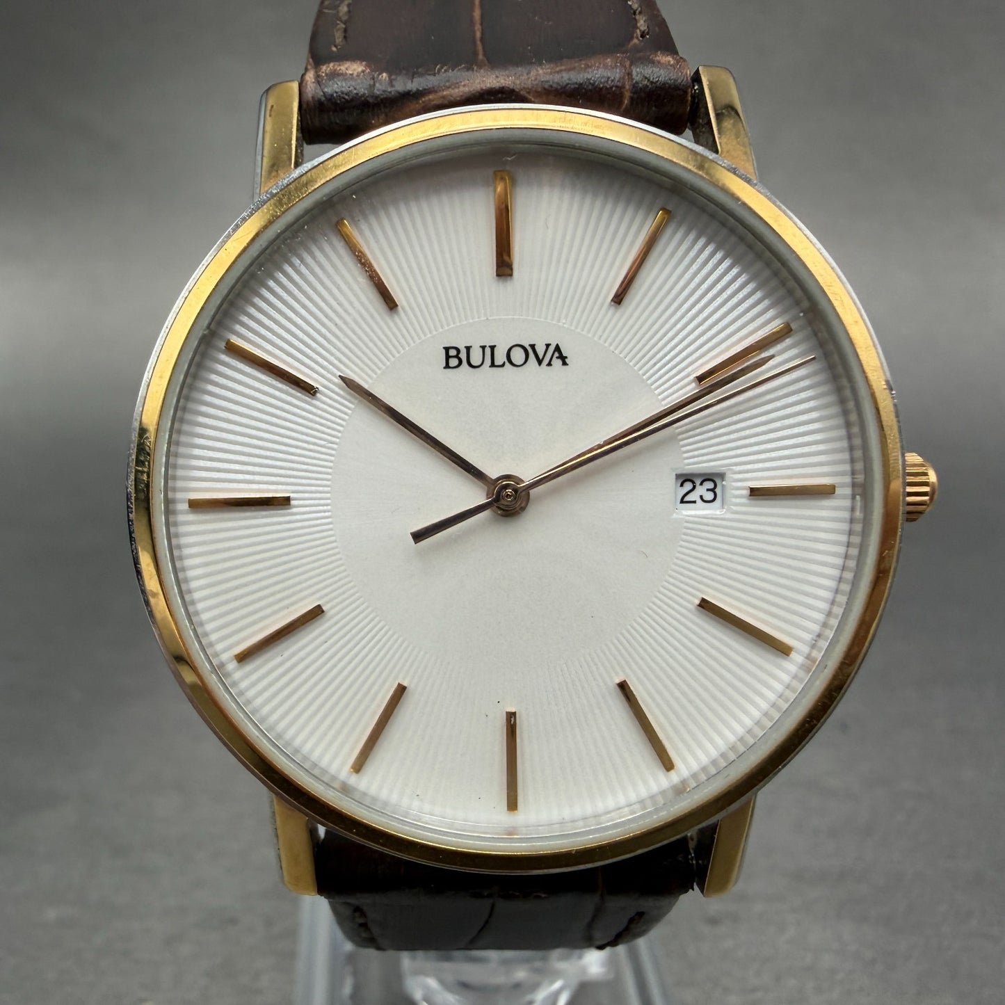 Bulova Watch Men 37mm White Dial Two Tone Date Round 98H51 New Battery0