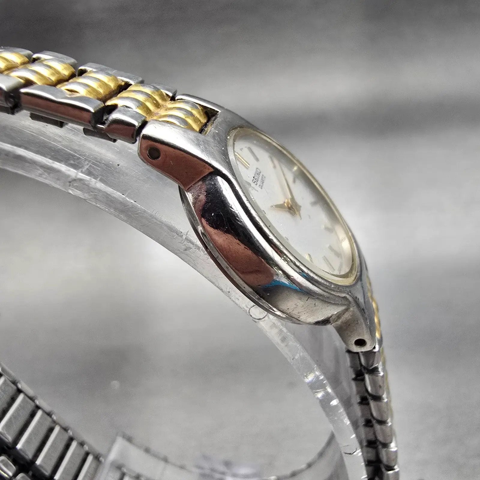 Seiko Watch Women 19mm Silver Dial Two Tone Round 1N00-1A49 New Battery Vintage3