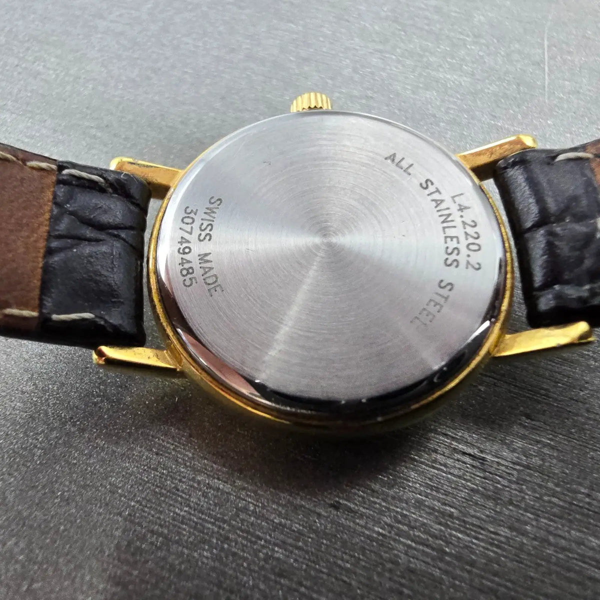 Longines Watch Women 23mm Gold Dial Gold Tone Date Round L4.220.2 New Battery9