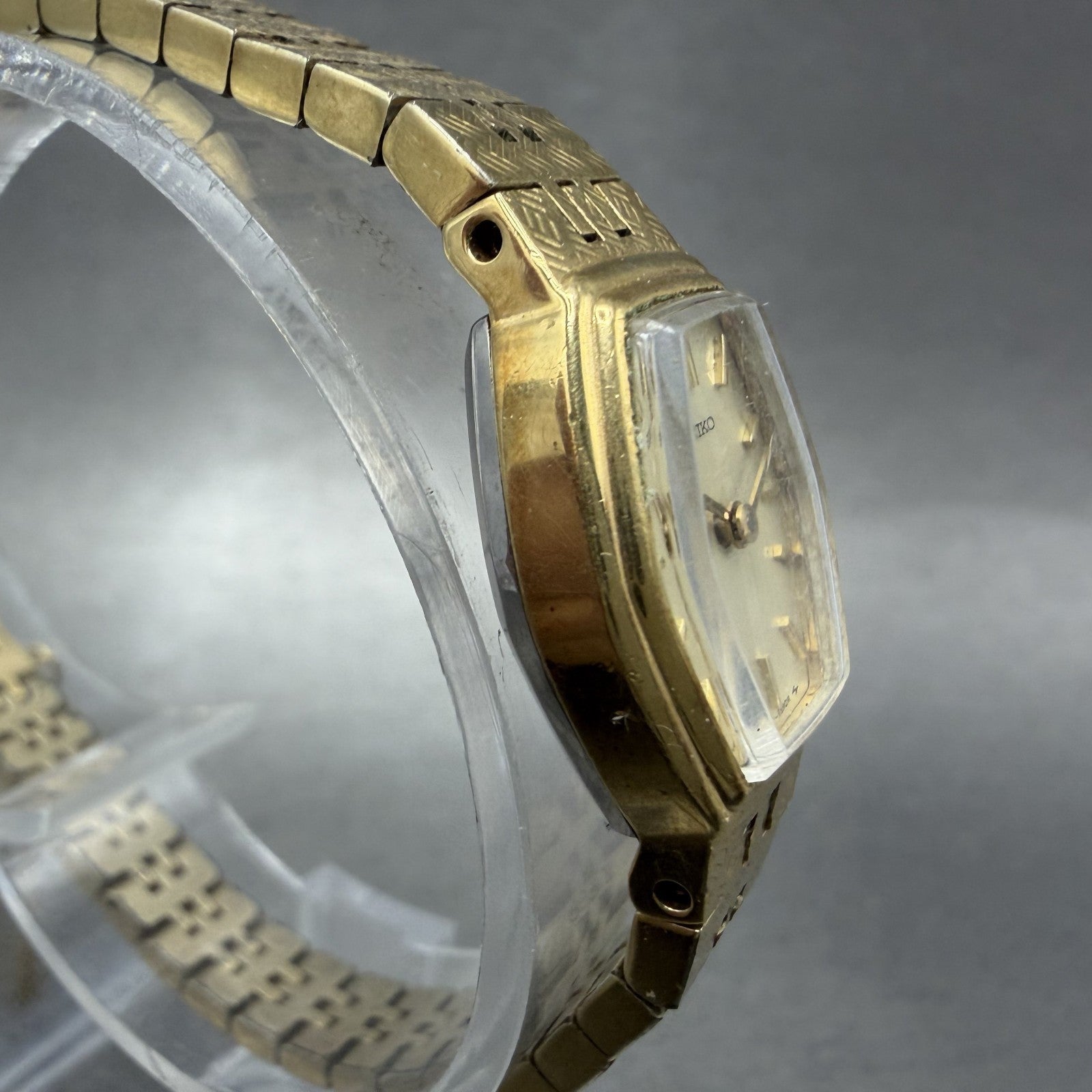 Seiko Watch Women 16mm Gold Dial Gold Tone Hexagon Manual 1100-5329 Runs3