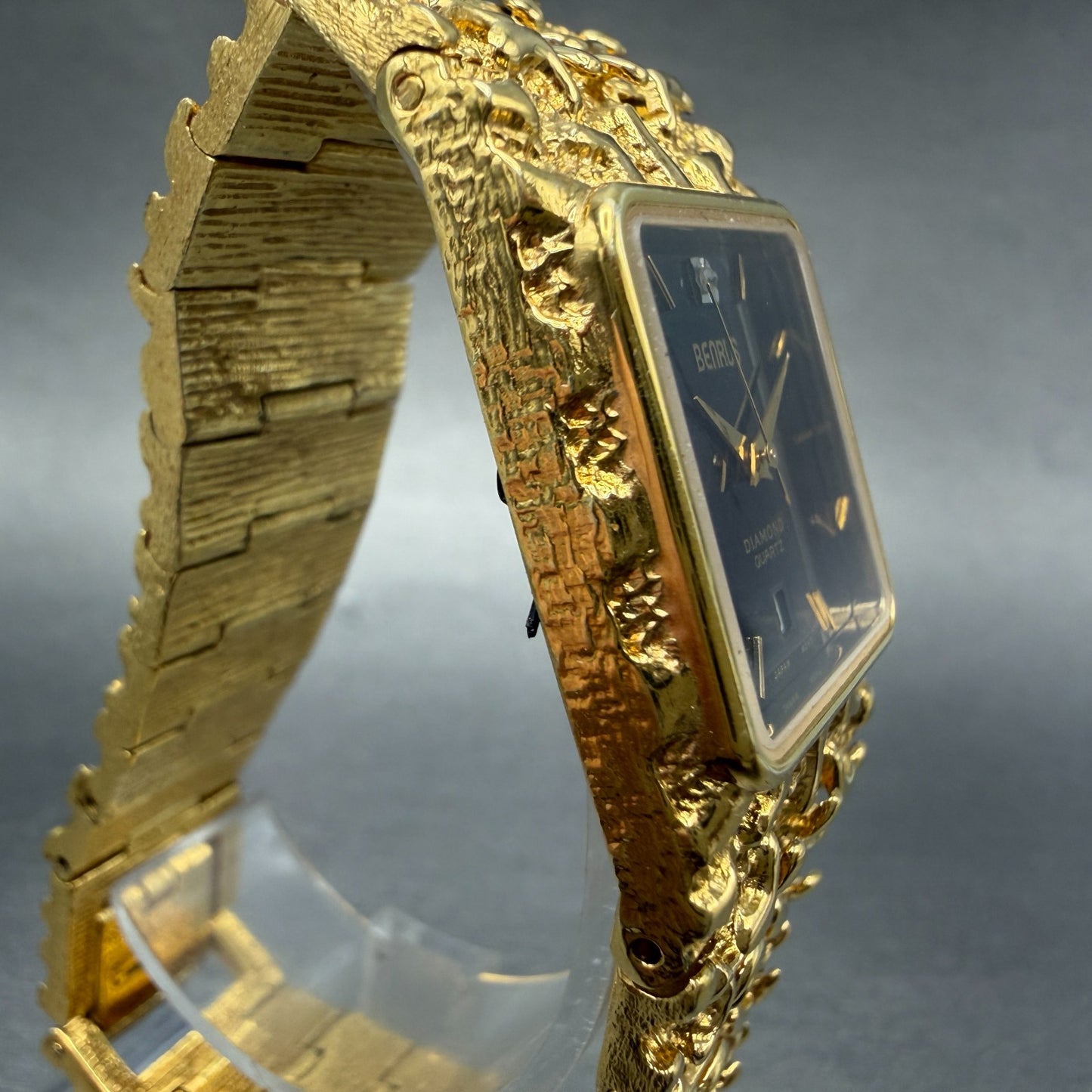 Benrus Gold Nugget Watch Unisex 28mm Black Dial Gold Tone Date Rectangle New bat3