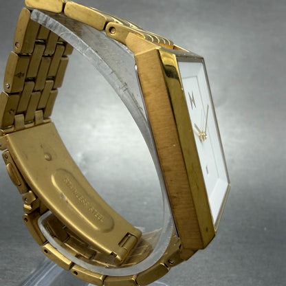 MVMT Signature Square 24mm White Dial Gold Tone Date Rectangle New battery3