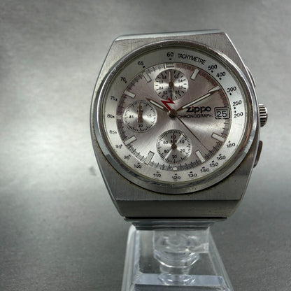 Zippo Chronograph Watch Men 39mm Silver Dial Silver Tone Date Round New Battery5