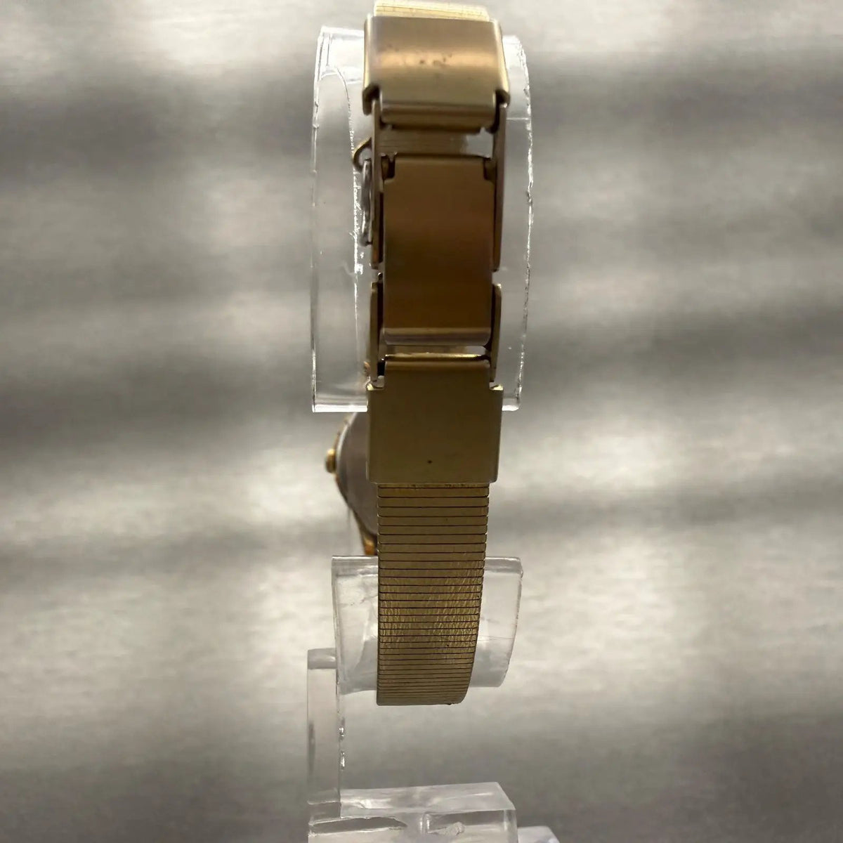 48306070