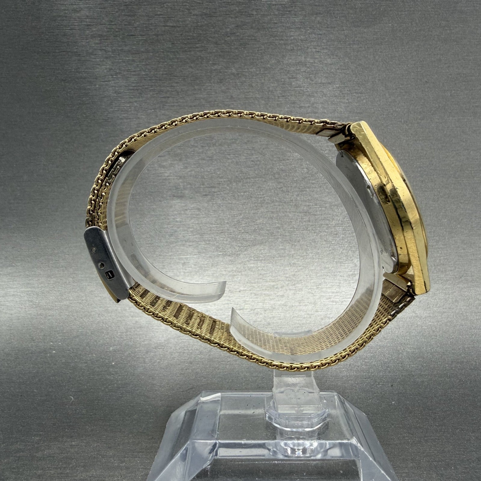 Seiko SQ Watch Men 34mm Champagne Dial Gold Tone Daydate 8123-7240 New Battery8