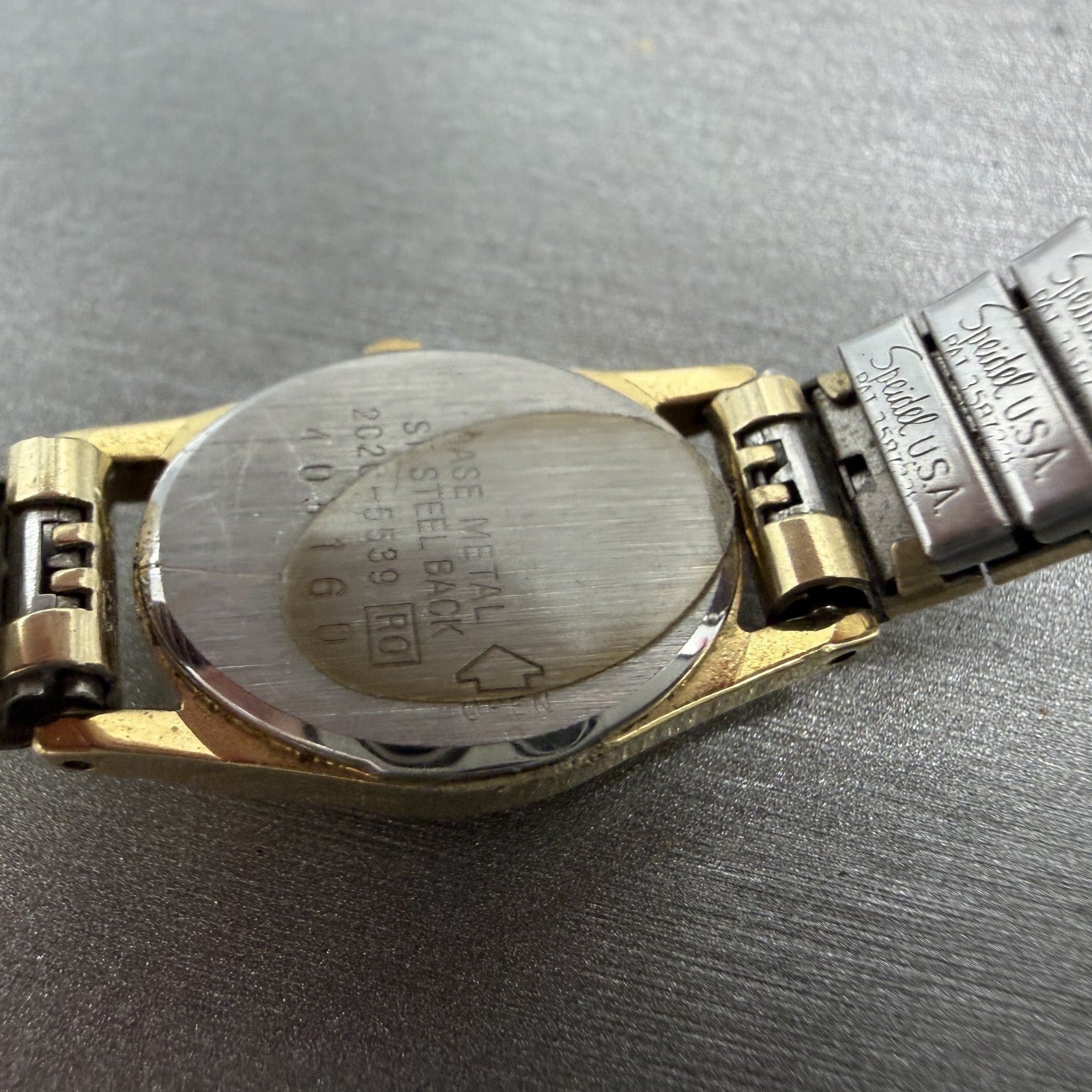 Seiko Watch Women 17mm Champagne Dial Gold Tone Oval 2c205539 New Battery9