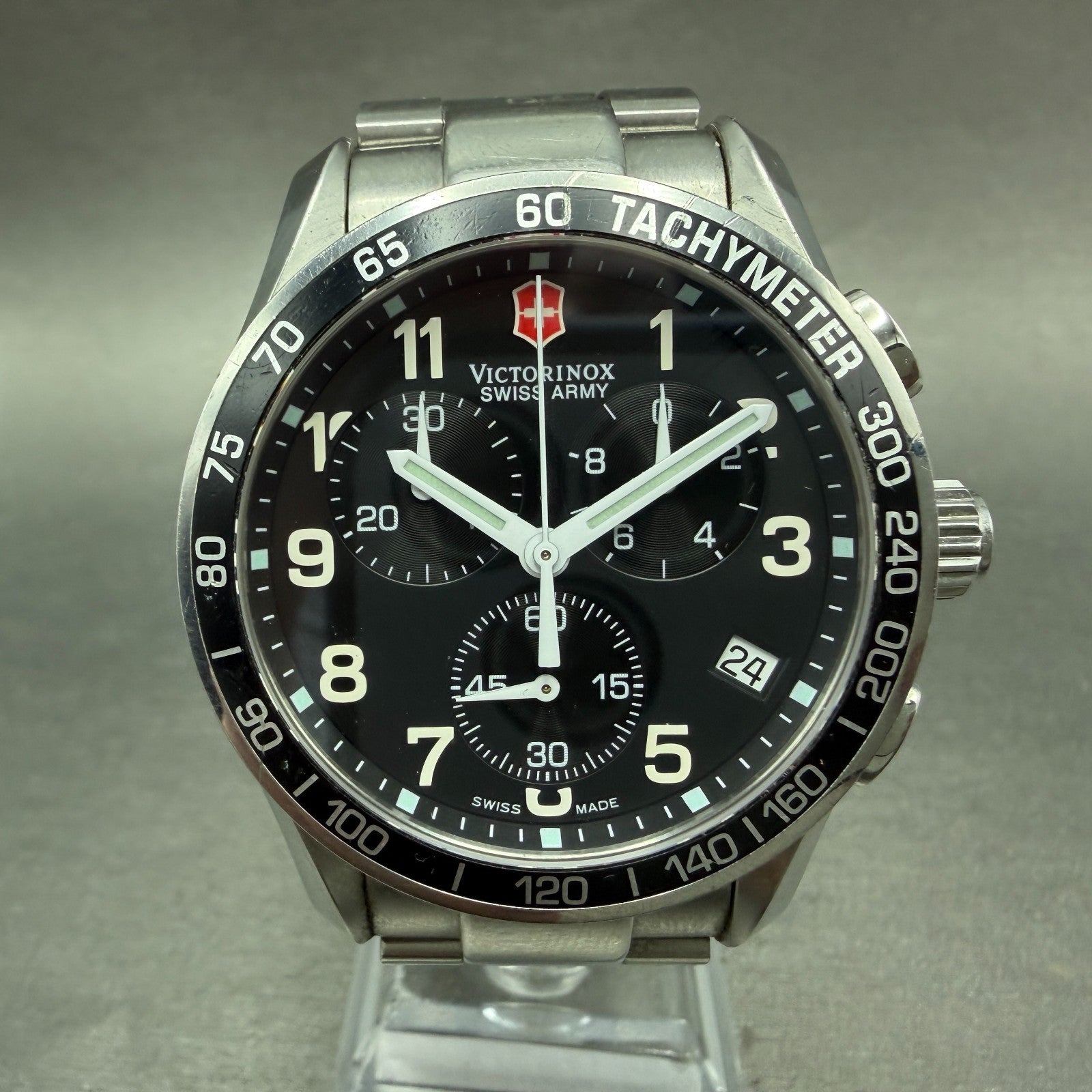 Victorinox Swiss Army Chrono Classic Watch Men 40mm Black Dial Steel Date NewBat0