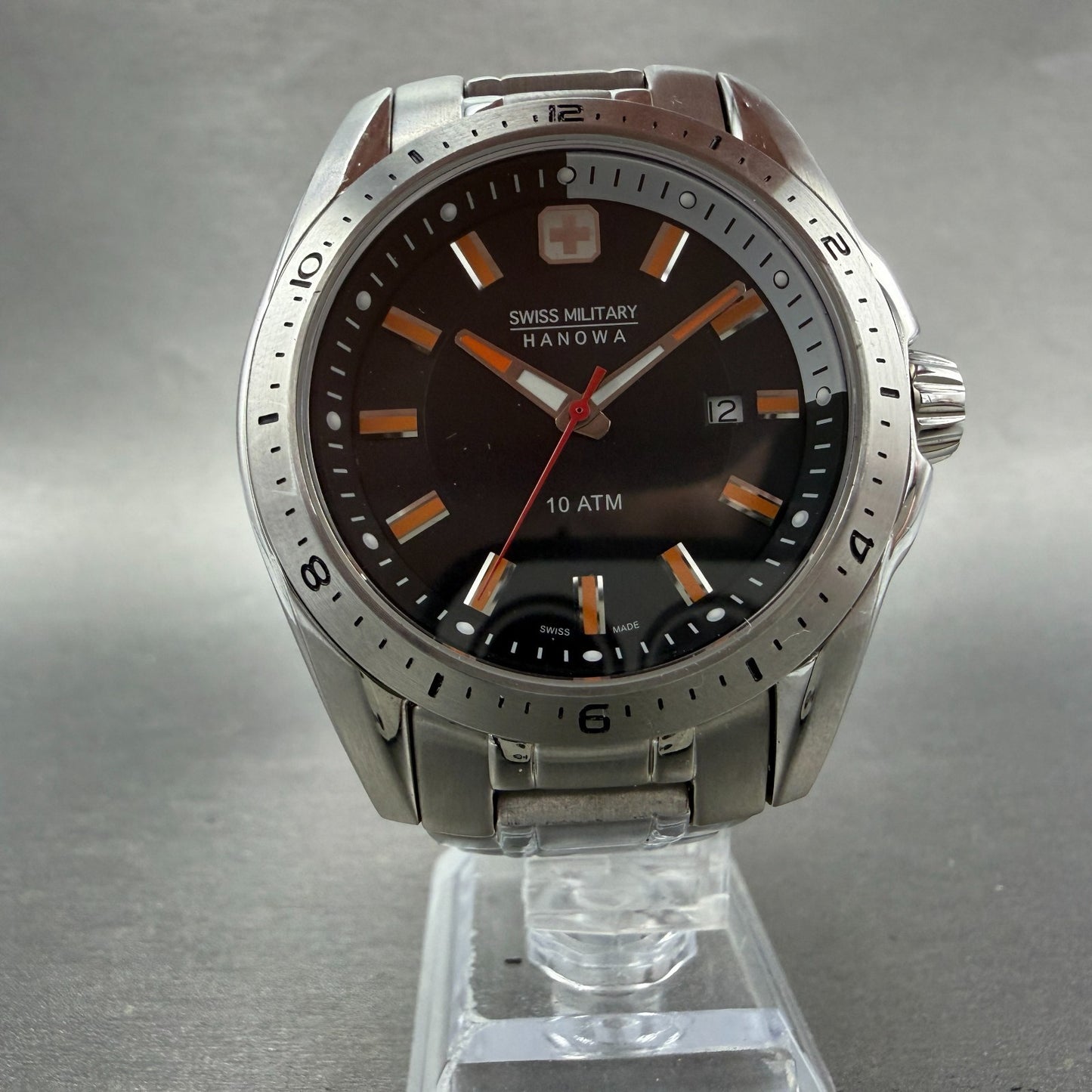 Swiss Military Dive Watch Men 44mm Black Dial Silver Tone Date Round New Battery5