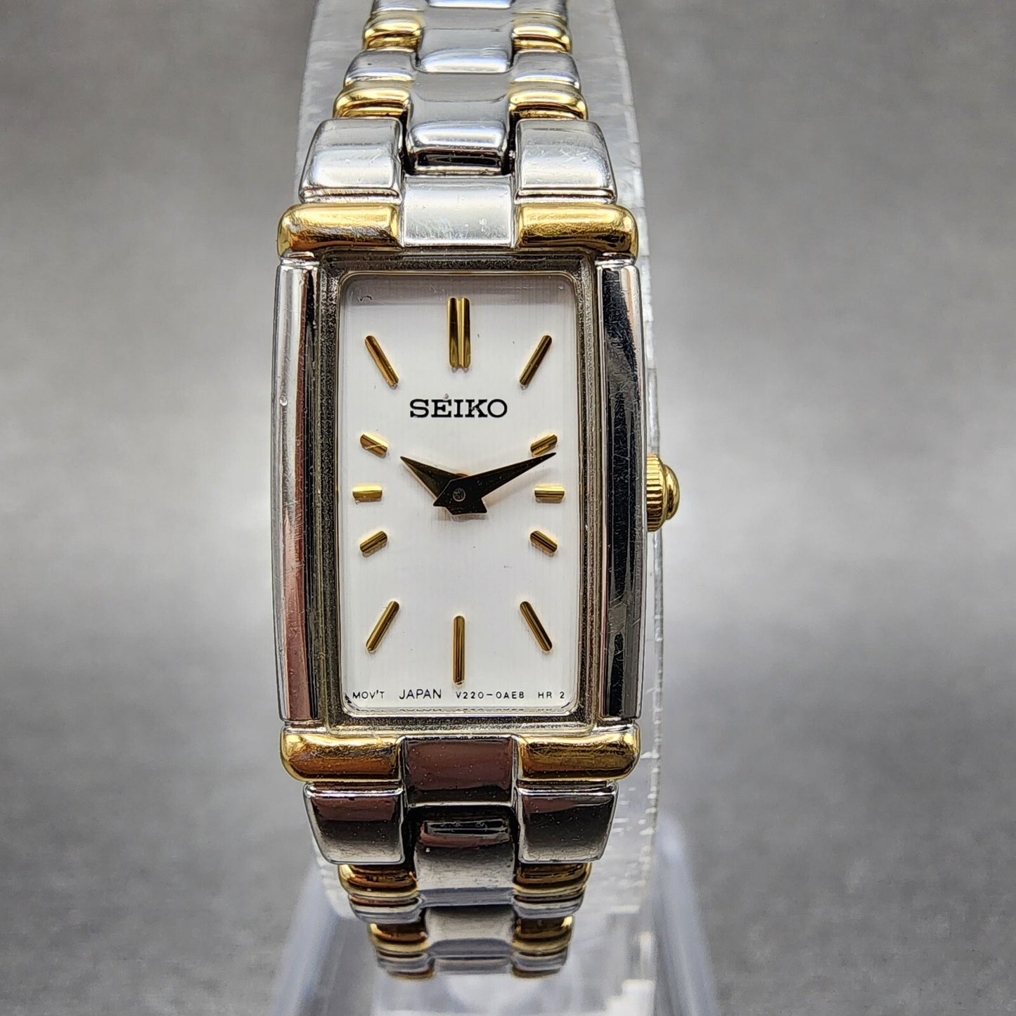 Seiko Tank Watch Women 13mm White Dial two Tone Rectangle V2200ab0 New Battery0