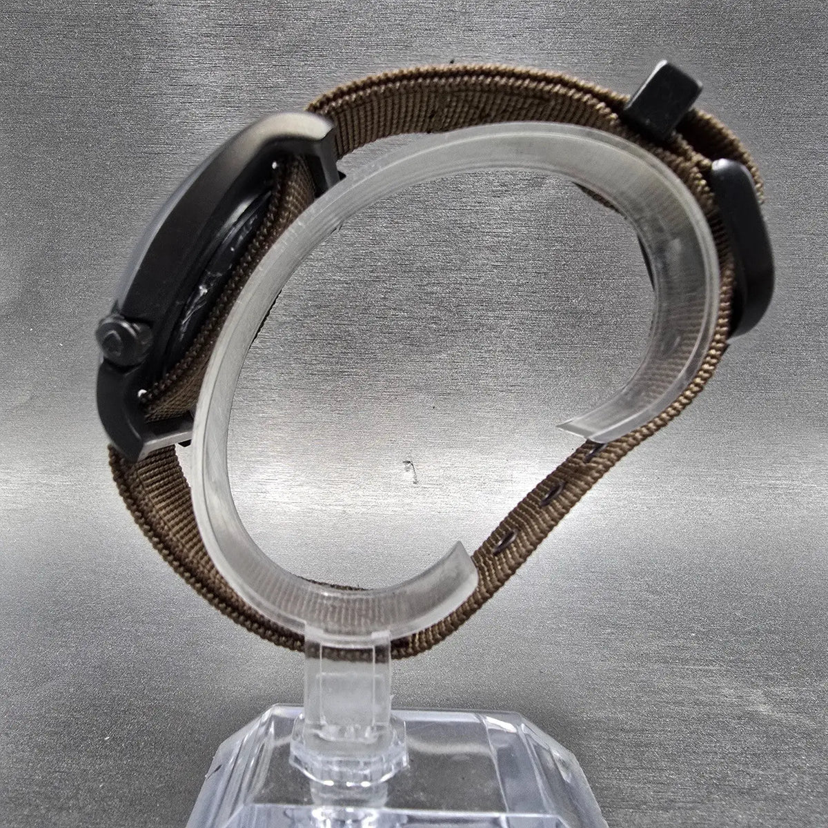 Bertucci D-1T watch 42mm Brown Dial Black Titanium Round Brown Band New Battery6