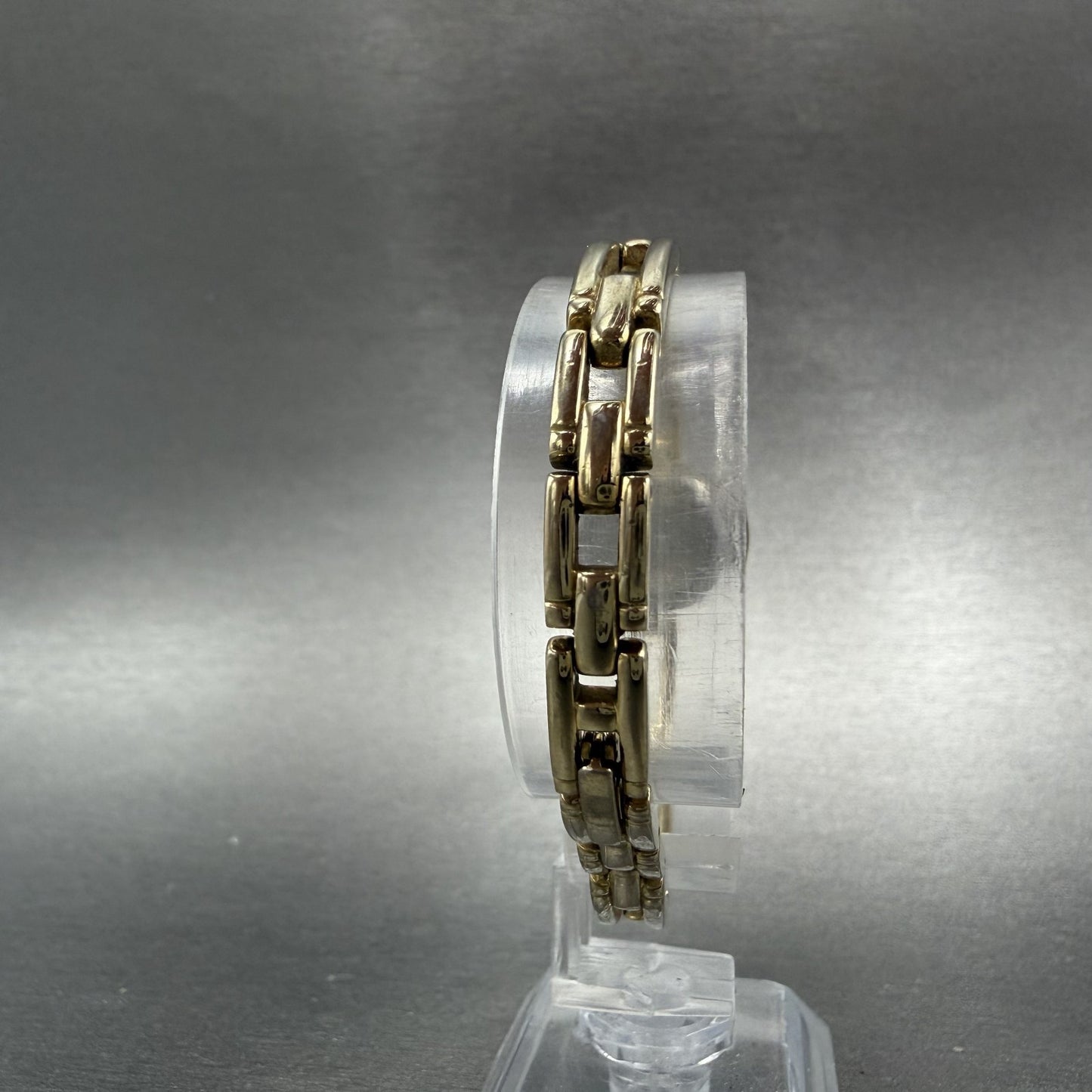 Citizen Watch Women 20mm Champagne Dial Gold Tone Round 5920-S99183 New BatteryA7