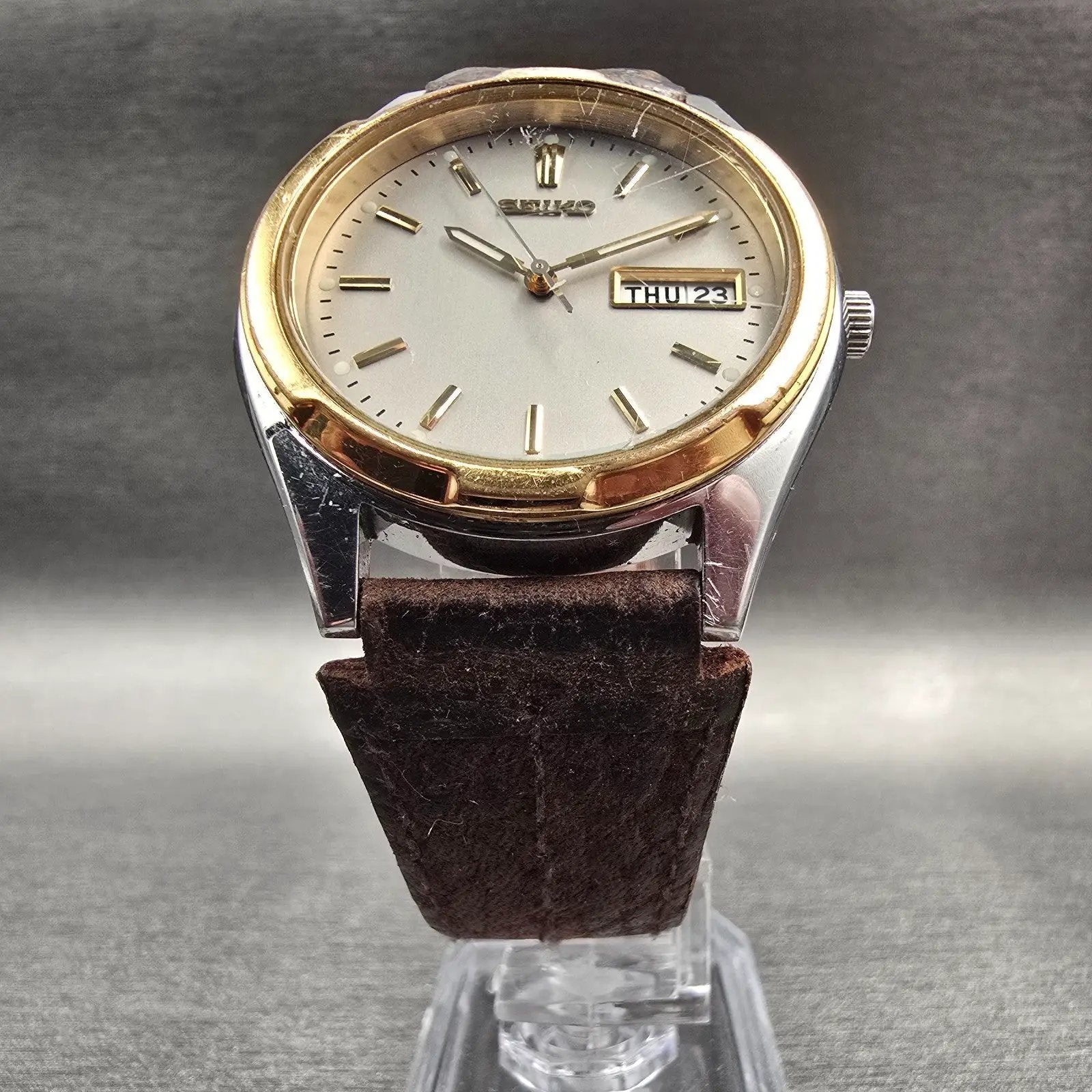 Seiko Watch Men 37mm Gray Dial Two Tone Daydate Round 7N43-8199 New Battery 1325