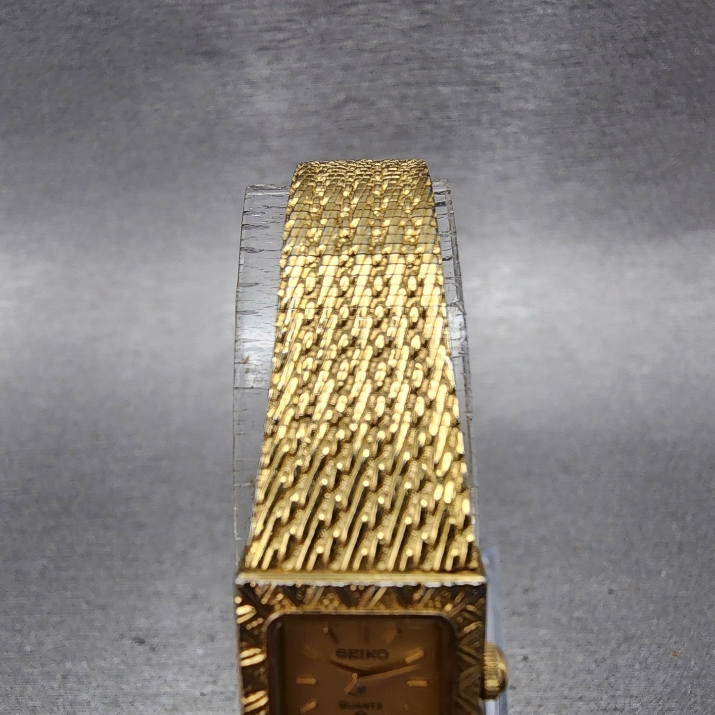 Seiko Tank Watch Women 13mm Champagne Dial Gold Tone 1e205040 New Battery4