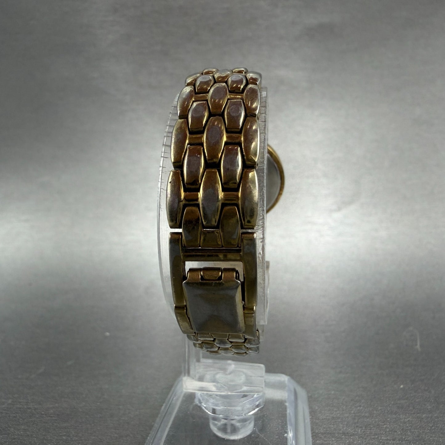 Seiko Watch Women 24mm White Dial Gold Tone Round 1N00-1E19 New Battery 78767