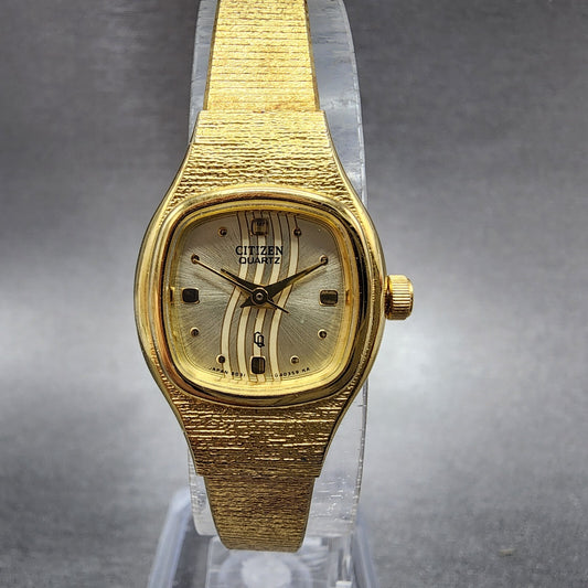 Citizen CQ Watch Women 19mm Champagne Dial Gold Tone Rectangle New Battery0