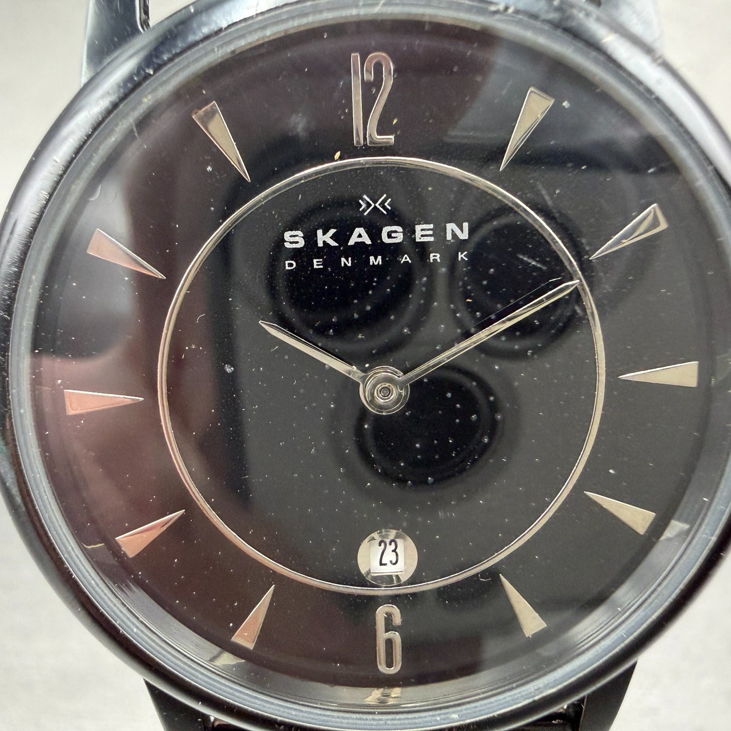 Skagen Watch Unisex 34mm Black Dial Black Tone Date Round 170LTMB1 New Battery1