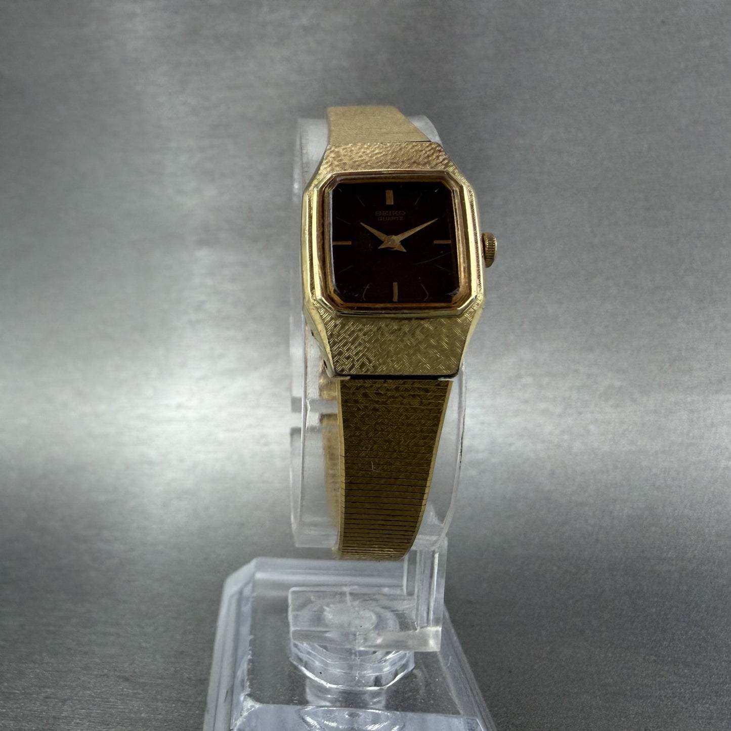 Seiko Watch Women 17mm Brown Dial Gold Tone Rectangle 2C20-5789 New Battery CBA5