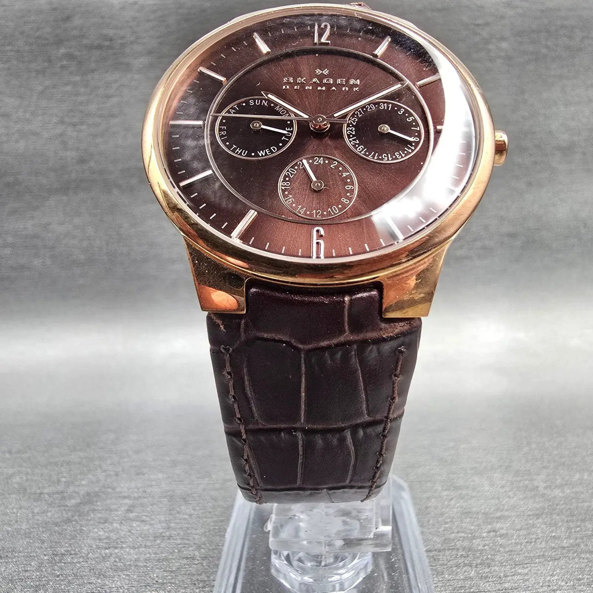 Skagen Watch Men 38mm Brown Dial Rose Gold Daydate Round 331XLRLD New Batt READ5