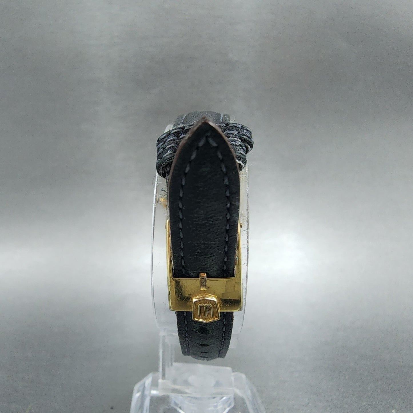 Waltham Oynax Mini Tank Watch Women 23mm Gold Dial Gold Tone Rectangle New Batt7