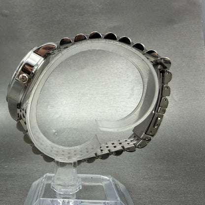 Bulova Watch Women 27mm Silver Dial Steel Date Round 96M159 New Battery9