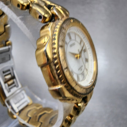Seiko Sports 50 Watch Women 27mm MOP Dial Gold Tone Date 7n820479 New Battery3