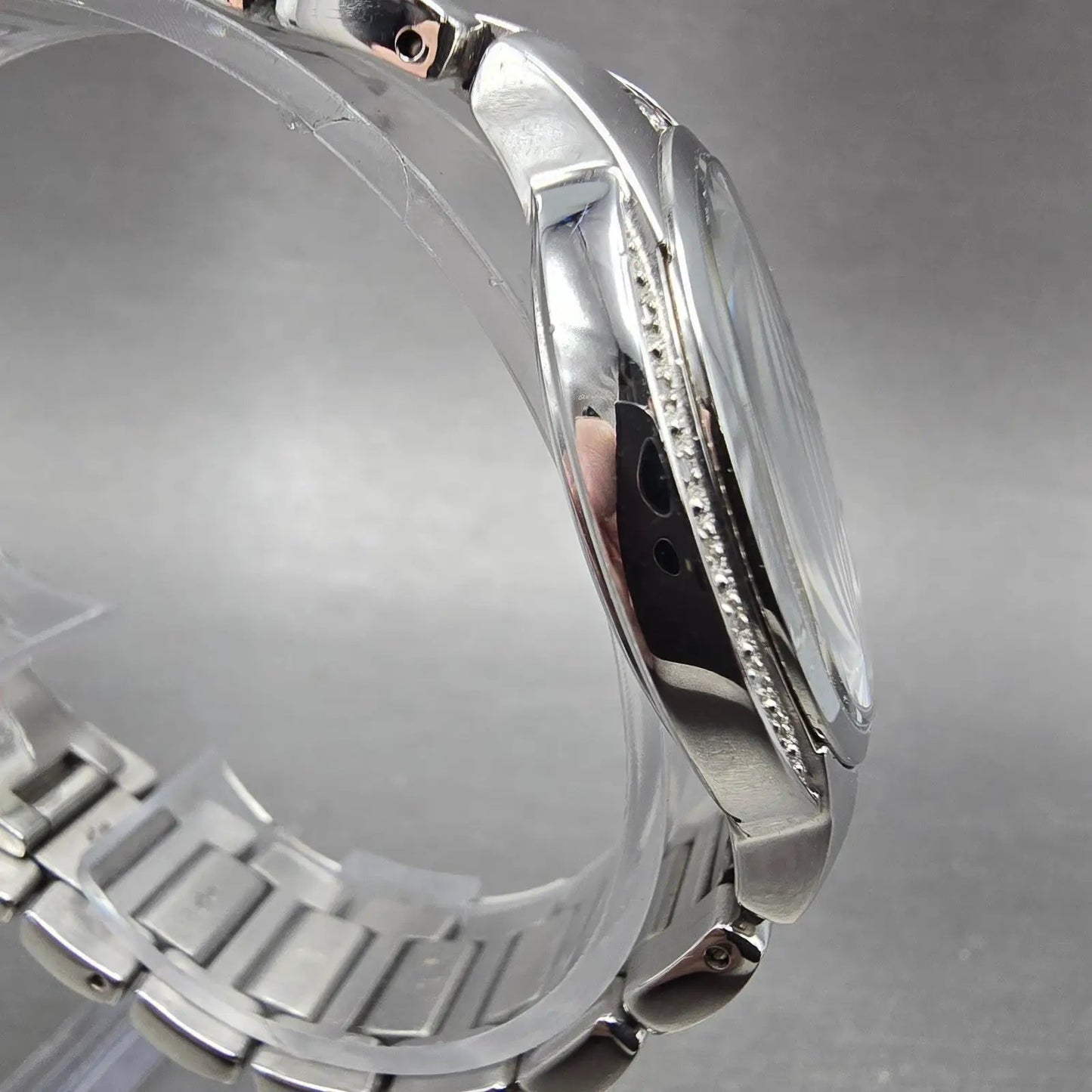 Citizen Eco-Drive Ciena Watch Women 35mm White Dial Steel Round EM0090-57A Runs3