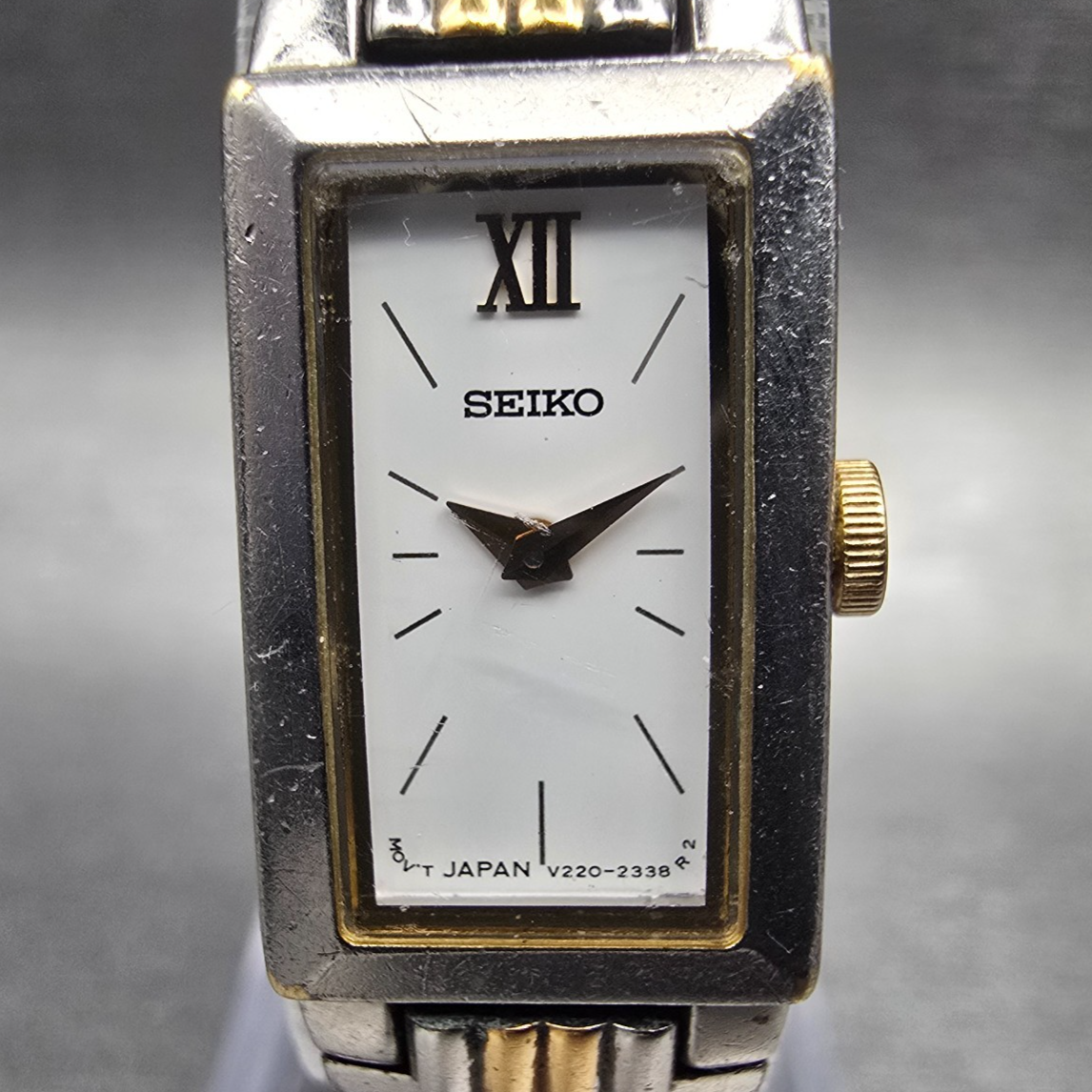 Seiko Watch Women 13mm White Dial Two Tone Rectangle V220-6769 New Battery1