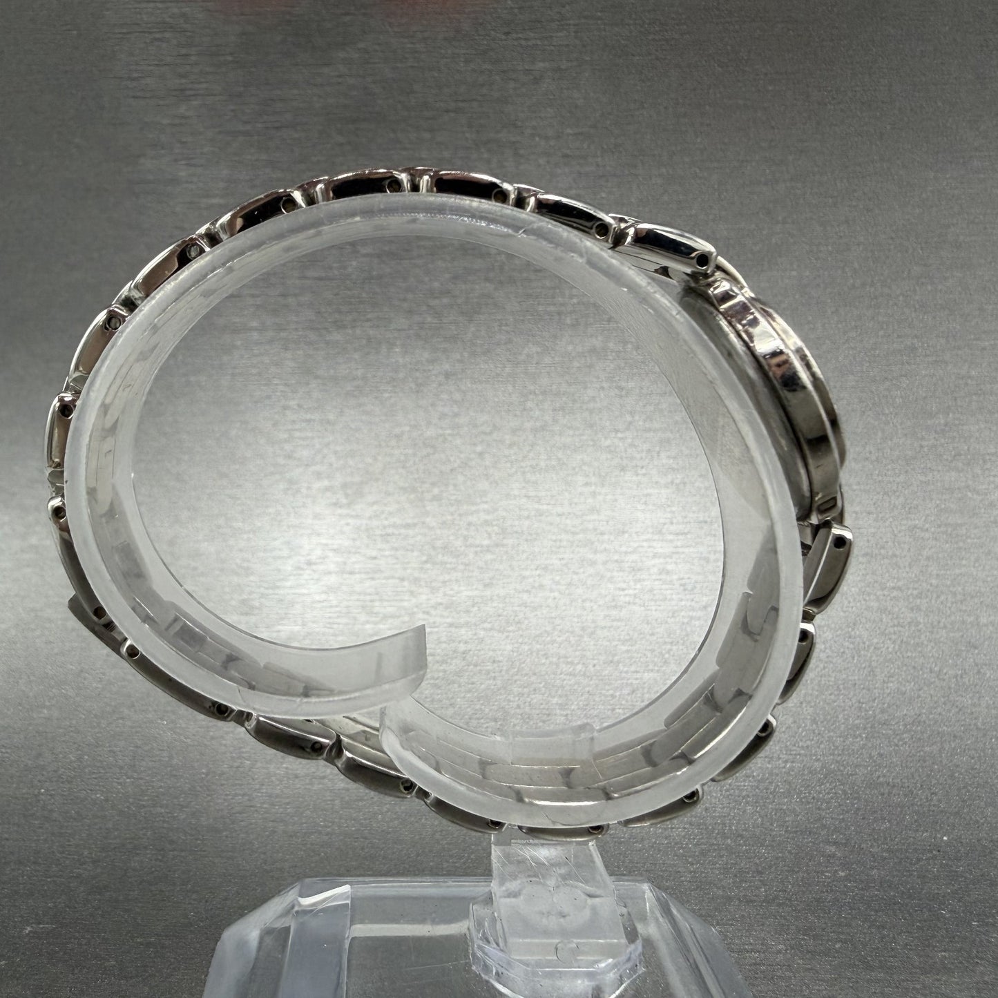 Citizen Watch Women 20mm Silver Dial Silver Tone Round 5920-S57707 New BatteryAB8